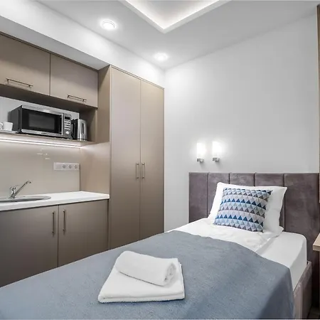Hevizi Topark Ii Maganszallashely Bed & Breakfast 3*