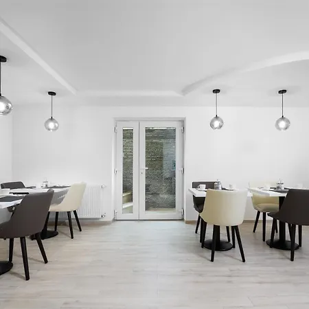 Hevizi Topark Panzio Ii. Bed and Breakfast