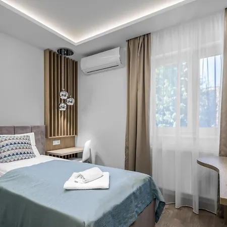 Hevizi Topark Panzio Ii. לינה וארוחת בוקר Hévíz